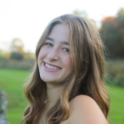 Ava_Natalino_Headshot