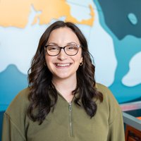 The staff photo of Katie Giannakopoulos.