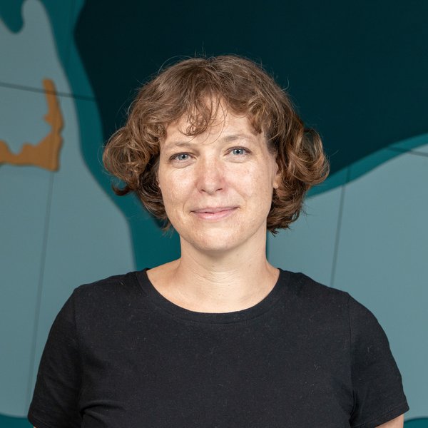 This is the staff photo of Robin Lea