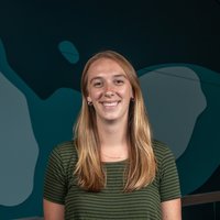 This is the staff photo of Rylee Ewald.