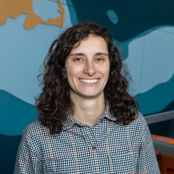 The staff photo of Sophie Swetz.