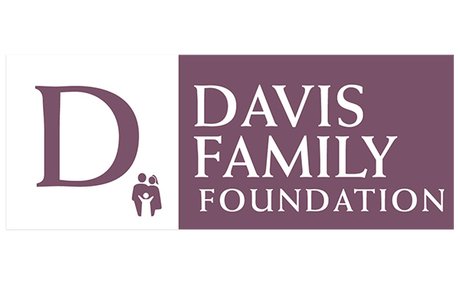 This is a logo for the davis family foundation.